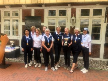 Sieg der Damen AK65 bei den Final Four in Buxtehude