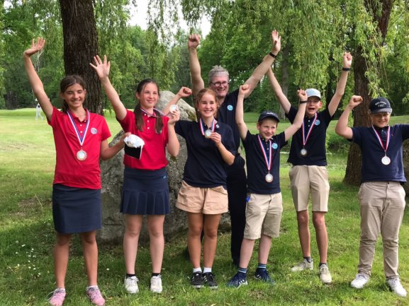 Stormarnschule gewinnt 3.Preis im Golf-Landesfinale
