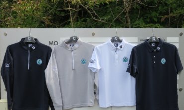 Jugend: neue Panther Logo Kleidung im Pro-Shop